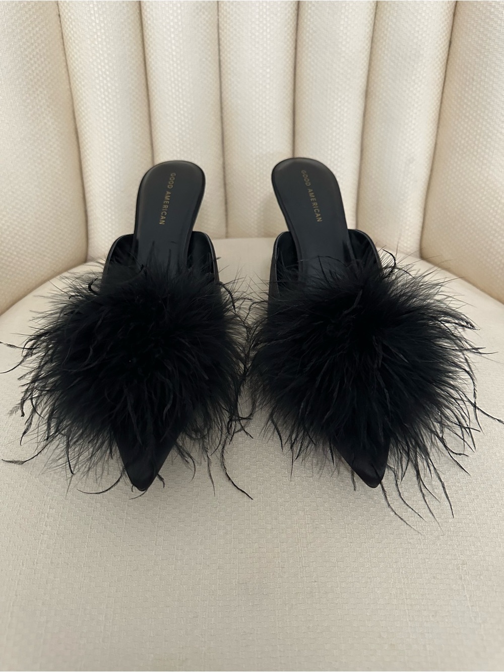 Good American Feather Mule Black Stiletto Pointed Toe Mule 3.75” Size 13